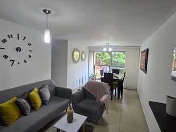 SE VENDE APARTAMENTO EN LA CASTELLANA CERCA A SANTA GEMA