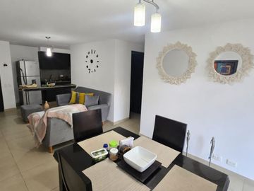 SE VENDE APARTAMENTO EN LA CASTELLANA CERCA A SANTA GEMA