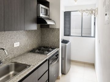 SE VENDE APARTAMENTO EN LA CASTELLANA CERCA A SANTA GEMA