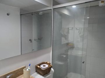 SE VENDE APARTAMENTO EN LA CASTELLANA CERCA A SANTA GEMA