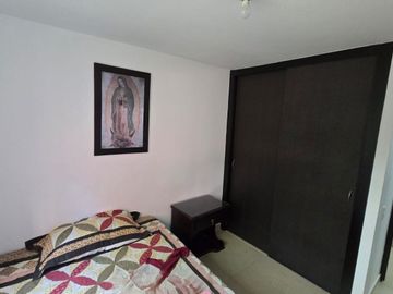 SE VENDE APARTAMENTO EN LA CASTELLANA CERCA A SANTA GEMA