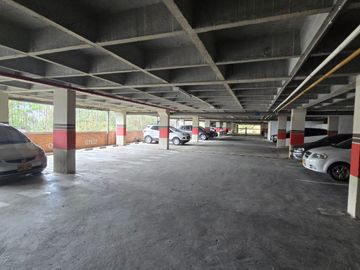 SE VENDE APARTAMENTO EN LA CASTELLANA CERCA A SANTA GEMA