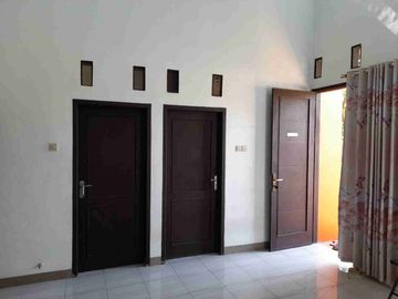 DIJUAL – Rumah Siap Tingkat 2 Dekat Yogya Toserba Indramayu 🏠✨