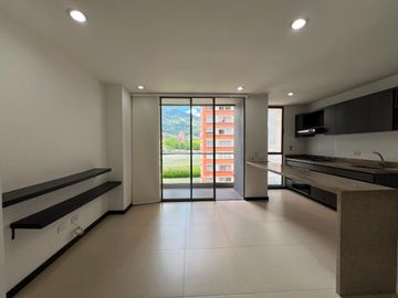 Apartamento en Arriendo en Altos del Poblado, Medellín Antioquia