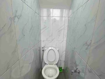 Disewakan Rumah Baru 3 Lantai Lavon Swan City Full Furnished
