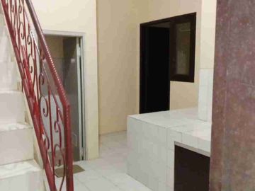 Rumah 2 lantai di Cipondoh Tangerang  Dekat Akses Toll