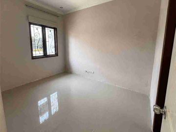 Rumah Full Renovasi di Villa Bukit Indah dekat Pelabuhan Batam Centre