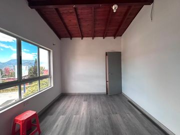 Apartamento en Arriendo en Los Parra, Poblado Medellín Antioquia