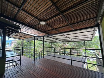 Apartamento en Arriendo en Los Parra, Poblado Medellín Antioquia