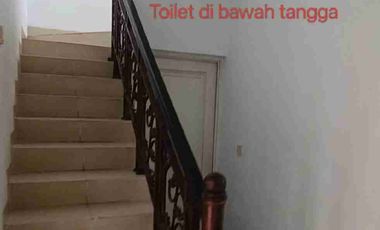Rumah nyaman di Cibubur Country