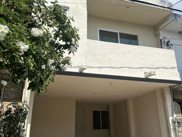 Casa en venta en Metroplex, Apodaca, Nuevo León