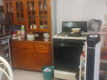 CASA DE TRES PISOS EN VENTA LEON I LEÓN, GTO. CERCA DE PLAZA GALERÍAS.