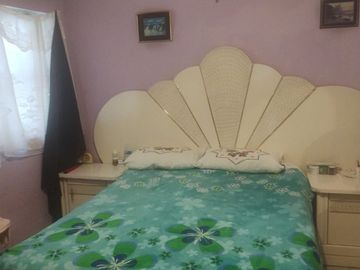 CASA DE TRES PISOS EN VENTA LEON I LEÓN, GTO. CERCA DE PLAZA GALERÍAS.