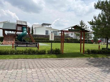 4a. RECAMARA EN PLANTA BAJA. EXCLUSIVO RECIDENCIAL EN METEPEC.