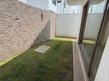 4a. RECAMARA EN PLANTA BAJA. EXCLUSIVO RECIDENCIAL EN METEPEC.
