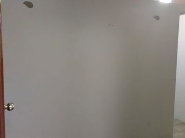 SE RENTA OFICINA EN TORRE MEDICA