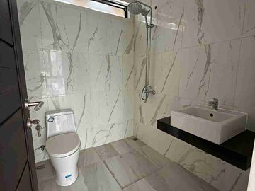 Rumah Hook Murah di The Icon Central dekat Ksquare Mall