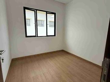 Rumah Hook Murah di The Icon Central dekat Ksquare Mall