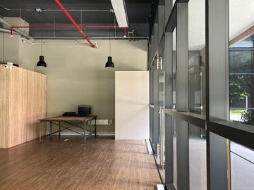 Local en Arriendo en Las Palmas ,Poblado Medellin Antioquia