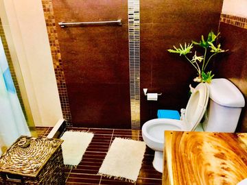 9BR Fully Furnished Spacious House and Lot FOR RENT in Pampanga
