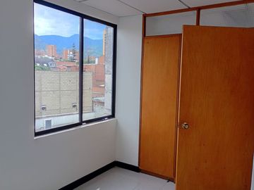 Oficina en Arriendo en Laureles, Laureles Medellín Antioquia