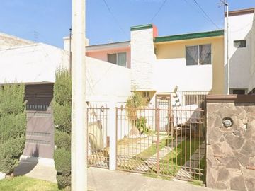 VENTA DE CASA BOSQUES DE AMALUCAN PUEBLA