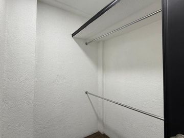 EN VENTA DEPARTAMENTOS POR GALERIAS SERDAN 1DV F231