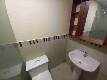 Renta casa 3 dormitorios con patio y terraza sector Pusuqui, Pomasqui