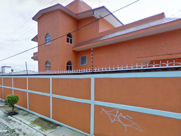 AMPLIA CASA EN CUERNAVACA