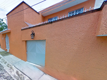 AMPLIA CASA EN CUERNAVACA