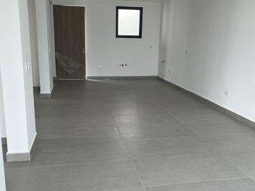 Departamento en VENTA, Cumbres 4to Sector
