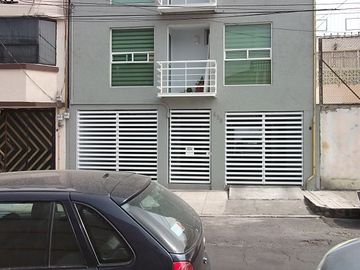 Departamento de 65 m² con 3 recámaras en renta en Sindicato Mexicano de Electricistas