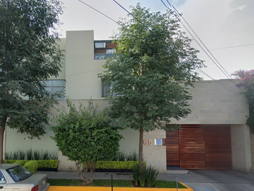 CASA EN EL CENTRO DE TLALPAN
