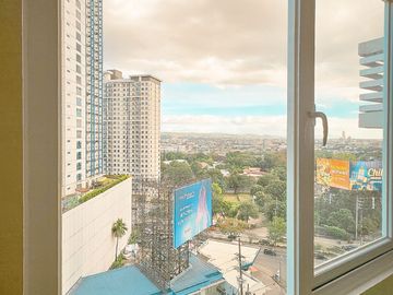 1BR Condo for Rent in Hawthorne Heights Katipunan QC Bare