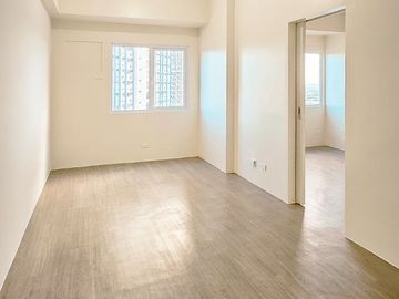 1BR Condo for Rent in Hawthorne Heights Katipunan QC Bare