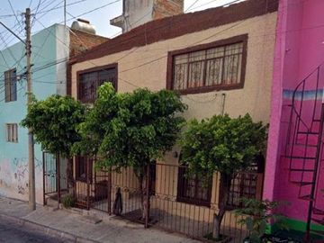 Casa en Venta Miguel Noriega 3212, Heliodoro Hernández Loza, 44726 Guadalajara, Jal