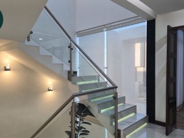 CASA EN VENTA EN RINCÓN ESMERALDA, ZONA PLATEADA