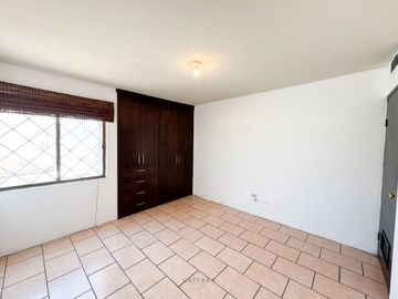 RENTA Casa Prados del Centenario