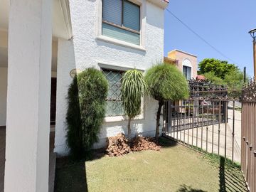 RENTA Casa Prados del Centenario
