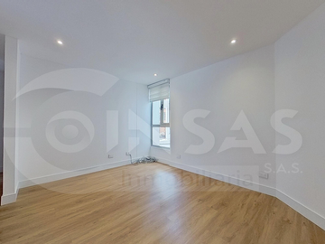 Apartamento en arriendo en Santa Barbara Occidental Torres