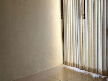 CASA EN RENTA EN LAS CAÑADAS