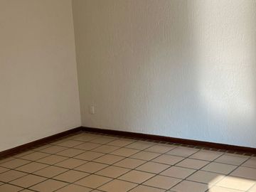CASA EN RENTA EN LAS CAÑADAS