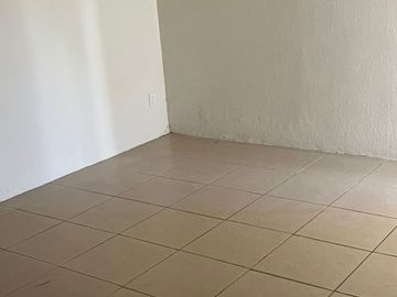 CASA EN RENTA EN LAS CAÑADAS