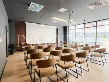 Venta de Oficina IQ en Surco – 402