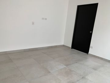 CASA EN RENTA EN PEDREGAL DE LA SILLA, CARRETERA NACIONAL
