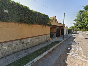 HERMOSA PROPIEDAD EN VENTA EN CUAUTLA MORELOS -REMATE BANCARIO- $540,000 MXN. EXCELENTE OPORTUNIDAD DE INVERSION.