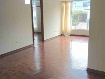 ¡OCASIÓN! VENDO ACOGEDOR DEPARTAMENTO EN MIRAFLORES