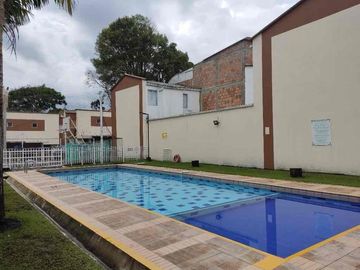 SE VENDE CASA CONJUNTO CERRADO BARILOCHE UBICADA VÍA AL BOSQUE
