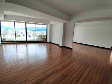 Renta departamento amplio 3 dormitorios sector  Bellavista