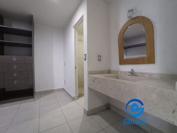 Dpto. amplio en RENTA en Cumbres de la Pradera al sur de la ciudad a unos minutos de Altacia, Centro Max y Mulza